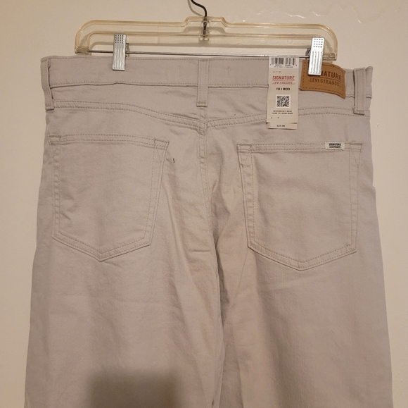 Levi's nwt - Picture 4 of 5